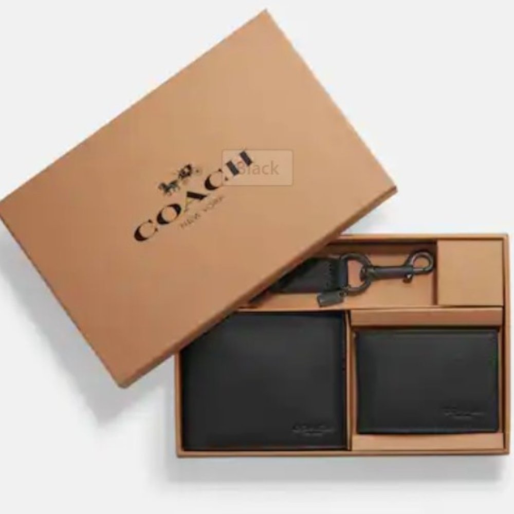 Coach Black Boxed Compact ID Wallet With Trigger Snap Key Fob